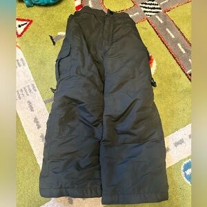 Boys size 5 snow ski pants